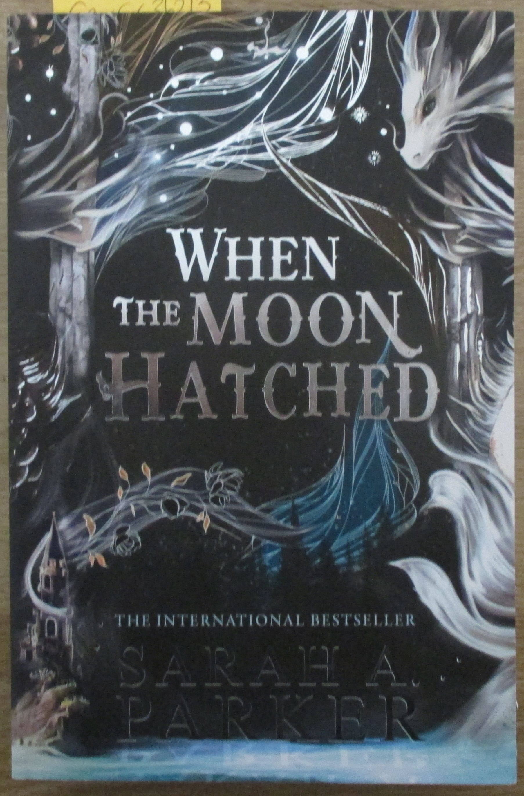 When the Moon Hatched: The Moonfall Series #1